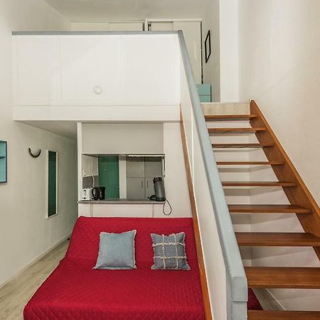 James Cook - Fairytale Factory Apartment Bussy-Saint-Georges Ngoại thất bức ảnh