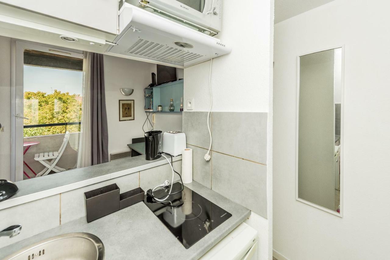James Cook - Fairytale Factory Apartment Bussy-Saint-Georges Ngoại thất bức ảnh