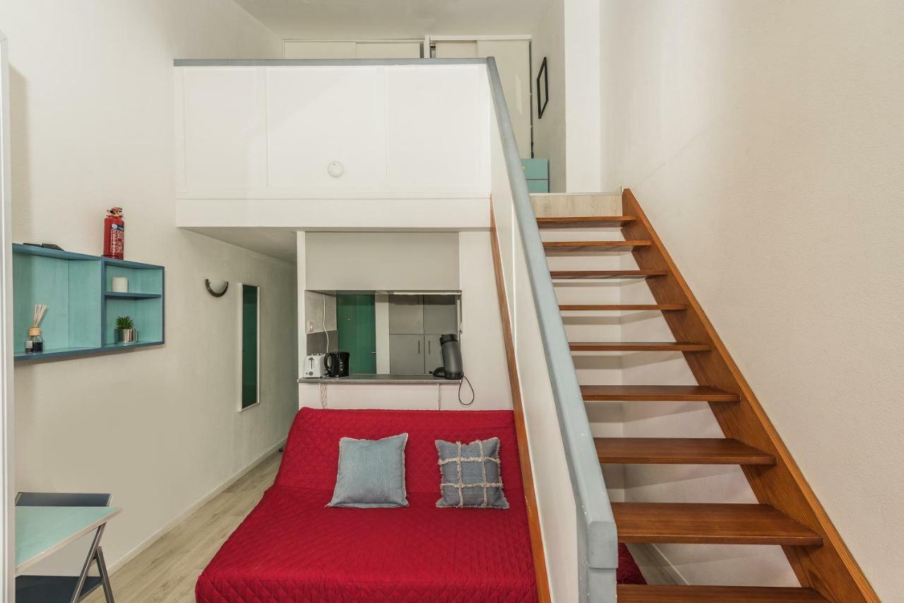 James Cook - Fairytale Factory Apartment Bussy-Saint-Georges Ngoại thất bức ảnh