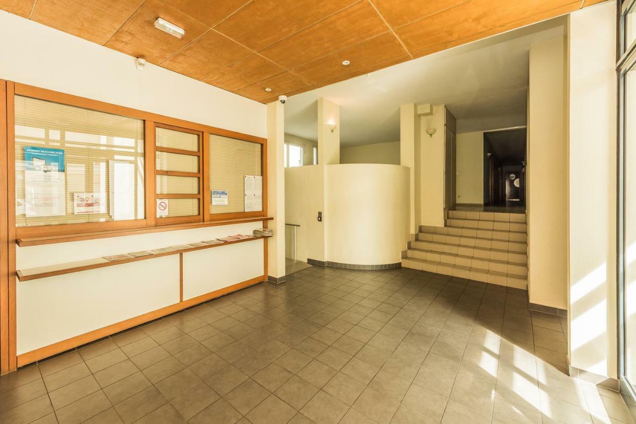 James Cook - Fairytale Factory Apartment Bussy-Saint-Georges Ngoại thất bức ảnh